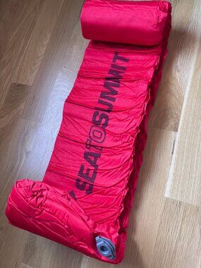 Sea to Summit Self Inflating Comfort Plus Sleeping Mat (2 of 2)